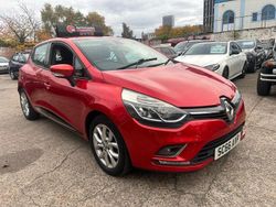Red Used 2016 Renault Clio IV Dynamique Hatchback | £4,490 (Super price)