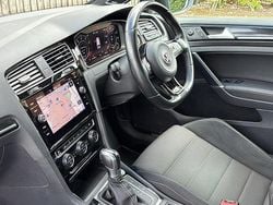 Used 2020 VW Golf VII R Hatchback | £24,699 (Good price)