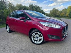 Red Used 2013 Ford Fiesta Zetec Hatchback | £5,995 (Good price)