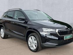 Black magic pearl effect New 2025 Skoda Karoq SE SUV | £28,990 (Super price)