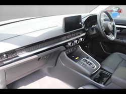 White Used 2025 Honda CR-V Elegance SUV | £32,450