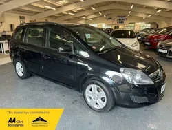 Black Used 2013 Vauxhall Zafira MPV | £2,500 (Fair price)