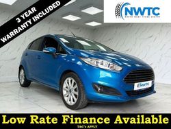 Blue Used 2016 Ford Fiesta Titanium Hatchback | £5,895 (Fair price)