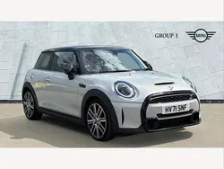 Silver Used 2022 Mini Cooper S Exclusive Hatchback | £20,995 (Fair price)