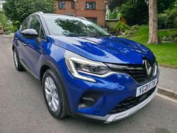 Blue/black Used 2021 Renault Captur Iconic SUV | £10,495 (Fair price)