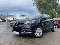 Black Used 2015 Renault Captur Expression+ SUV | £3,790 (Fair price)