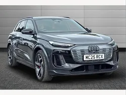 Grey Used 2025 Audi Q6 e-tron Advanced SUV | £59,990 (Good price)