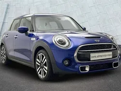 Blue Used 2019 Mini Cooper S Exclusive Hatchback | £15,495 (Fair price)