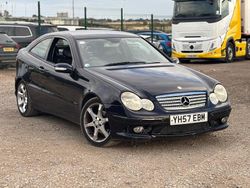 Black Used 2007 Mercedes C200 Coupe | £1,290 (Fair price)