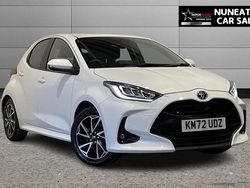 Used 2022 Toyota Yaris Hybrid Design | £16,500 (Fair price)