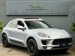 Silver Used 2017 Porsche Macan SUV | £19,999 (Super price)