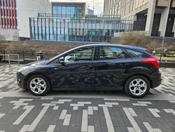 Black Used 2011 Ford Focus Hatchback | £1,650 (Fair price)