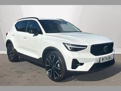 Crystal white Used 2025 Volvo XC40 Ultra SUV | £34,990 (Fair price)