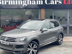 Grey Used 2014 VW Touareg R-line SUV | £11,000 (Fair price)