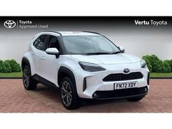White Used 2022 Toyota Yaris Cross SUV | £22,387 (Fair price)