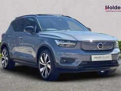 Used 2022 Volvo XC40 Pro SUV | £24,890 (Fair price)