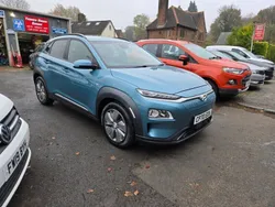 Blue Used 2020 Hyundai Kona Premium SUV | £12,995 (Fair price)