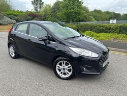 Black Used 2014 Ford Fiesta Zetec Hatchback | £2,999 (Fair price)