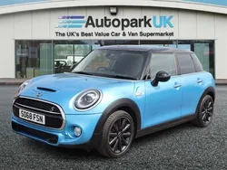 Blue Used 2018 Mini Cooper S Hatch Hatchback | £11,495 (Good price)