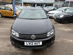 Black Used 2012 VW Eos Exclusive Cabriolet | £7,999 (Expensive)