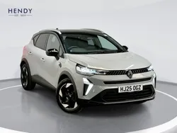 Ceramic grey Used 2025 Renault Captur Techno SUV | £23,499 (Expensive)