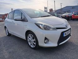 White Used 2013 Toyota Yaris Hybrid Hatchback | £8,995 (A bit pricey)