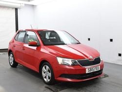 Red Used 2015 Skoda Fabia SE Hatchback | £5,995 (Fair price)