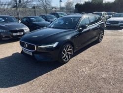 Black Used 2019 Volvo V60 Momentum Estate | £12,795 (Expensive)
