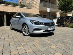 Silver Used 2016 Vauxhall Astra Design Edition Hatchback | £3,995 (Super price)