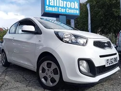White Used 2012 Kia Picanto 2 Hatchback | £2,995 (Fair price)