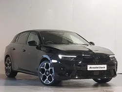 Black Used 2024 Vauxhall Astra Ultimate Hatchback | £20,498 (Fair price)