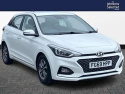 White Used 2019 Hyundai i20 SE Hatchback | £10,250 (Fair price)
