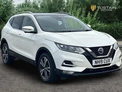 White Used 2019 Nissan Qashqai N-Connecta SUV | £10,999 (Fair price)
