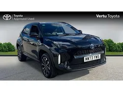 Black Used 2023 Toyota Yaris Cross Design SUV | £22,053 (Fair price)