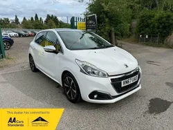 White Used 2017 Peugeot 208 Allure Premium Hatchback | £4,895 (Fair price)