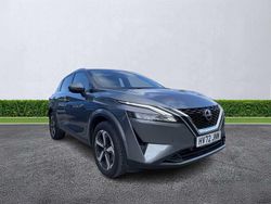 Grey Used 2022 Nissan Qashqai N-Connecta SUV | £16,715 (Fair price)