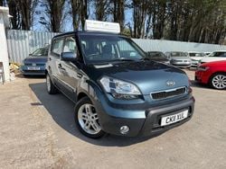Blue Used 2011 Kia Soul 2 SUV | £3,795 (Fair price)
