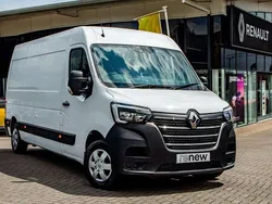 White Used 2023 Renault Master Van | £19,194 (Fair price)