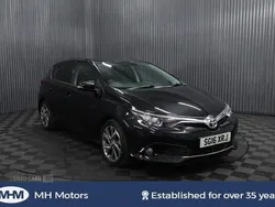 Black Used 2016 Toyota Auris Design Hatchback | £7,495 (Fair price)