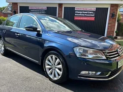 Blue Used 2013 VW Passat Highline Sedan | £4,699 (Fair price)