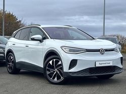 White Used 2025 VW ID.4 Pro SUV | £31,495 (A bit pricey)