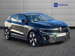 Black Used 2023 Renault Mégane Hatchback | £18,875 (Good price)