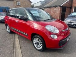 Red Used 2014 Fiat 500L Lounge MPV | £4,995 (Expensive)