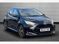Black Used 2025 Toyota Yaris Hybrid Design Hatchback | £22,195 (A bit pricey)
