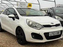 White Used 2013 Kia Rio 3 Hatchback | £2,999 (Fair price)