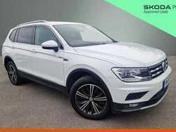 White Used 2019 VW Tiguan Allspace SE SUV | £15,700 (Fair price)