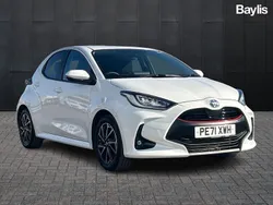 White Used 2022 Toyota Yaris Hybrid Design Hatchback | £16,289 (Good price)