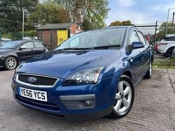 Blue Used 2007 Ford Focus Zetec Hatchback | £2,095 (Good price)