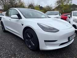White Used 2021 Tesla Model 3 Long Range AWD Sedan | £14,995 (Fair price)