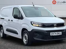 White New 2024 Vauxhall Combo S MPV | £15,153 (Super price)